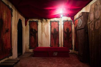  Gloomy lighting | The Crypt